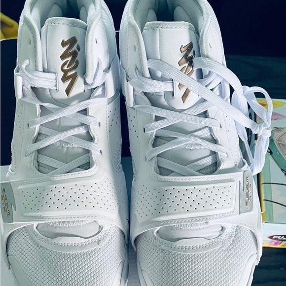 SOLD.  Size 11 Brand New Mens White Jordans Paid $130 - Picture 6 of 6